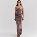 Yara™ | Robe Satin Vintage - Élégance Intemporelle et Confort Luxueux - Image 2