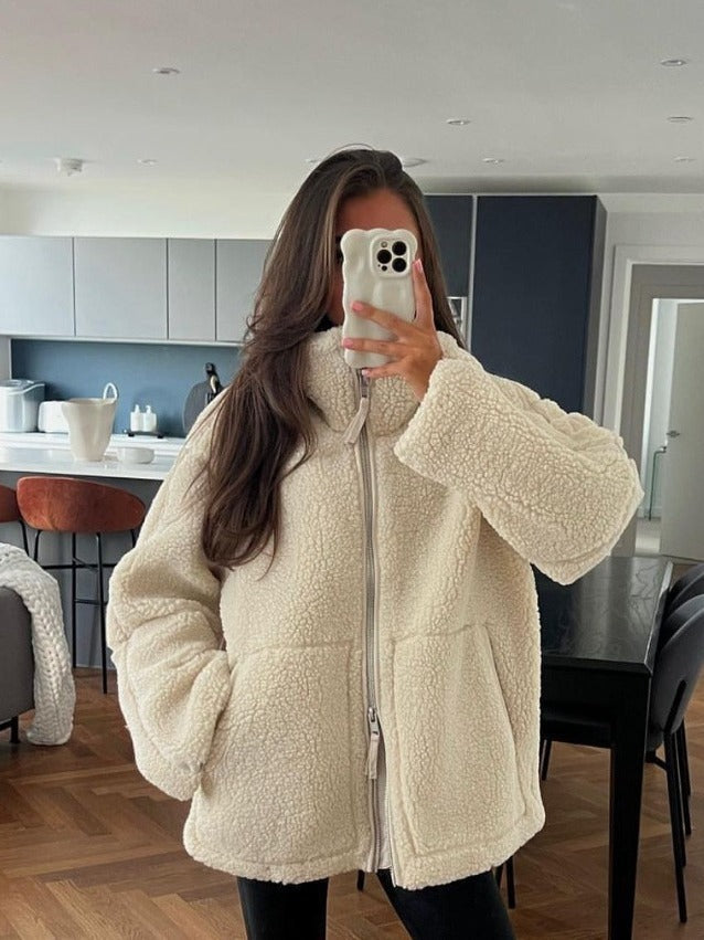1740268046892797952.jpg Aurora | Veste Polaire Chaleur et Style Assurés - Image 1