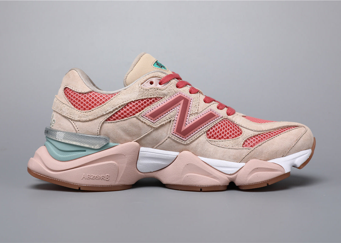 a7c23de5.jpg NB 9060 (Collab) Beige Pink - Image 1